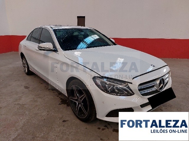 MERCEDES-BENZ C250 