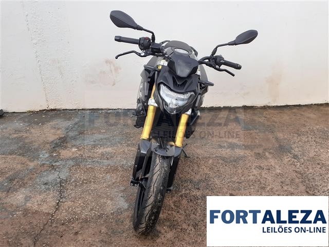 BMW G310 R 